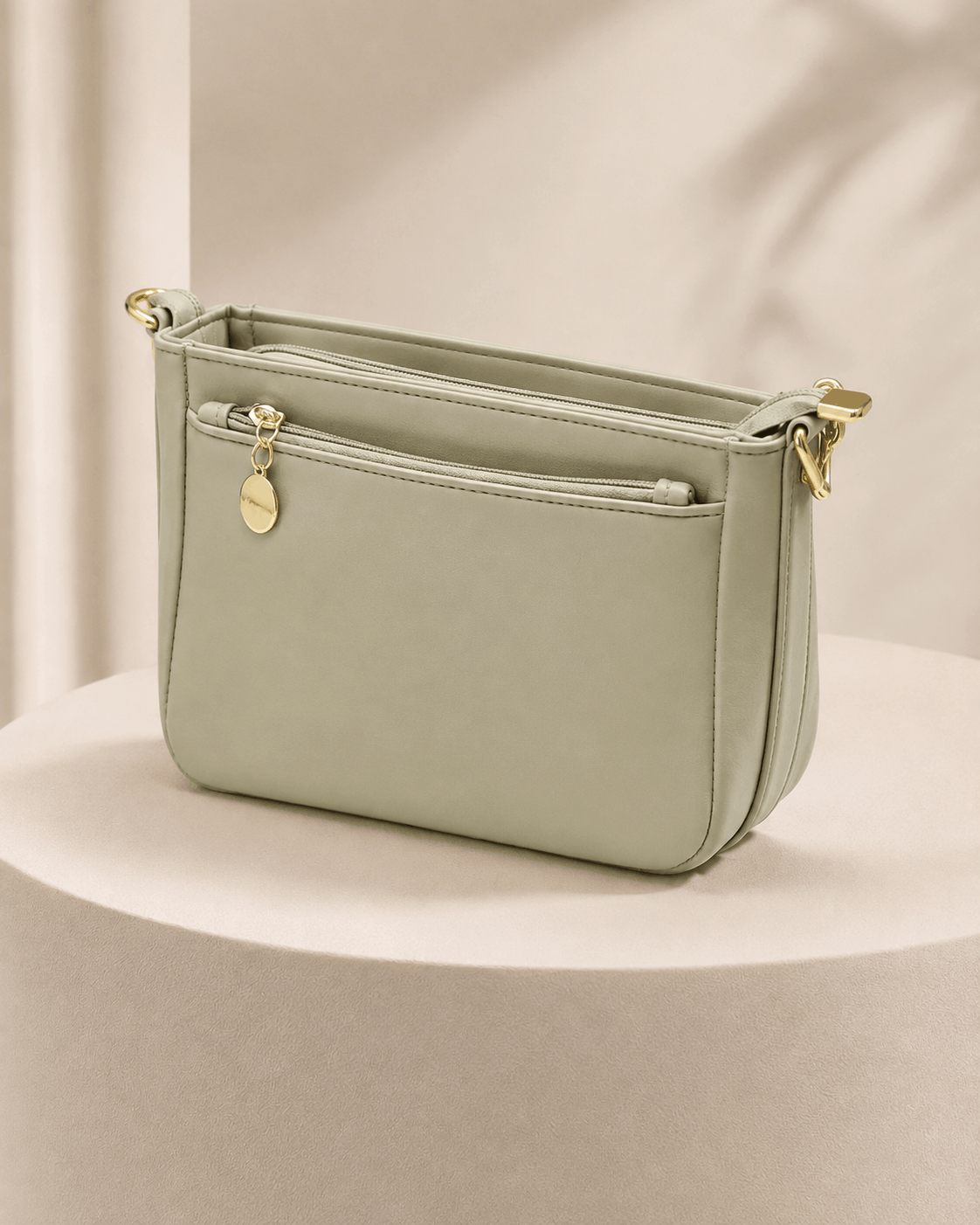 Elegant Monogram Multi-Compartment Shoulder Bag - Image 4